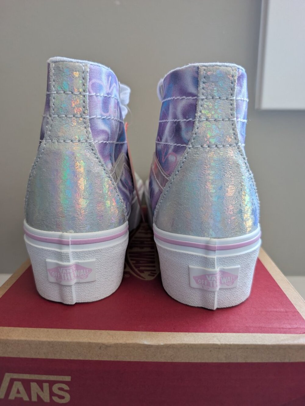 New Vans platform shoes - Picture 3 of 5